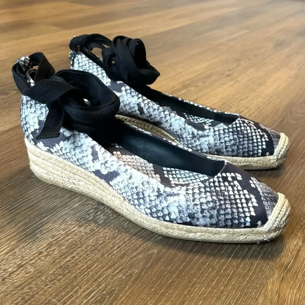 Tory Burch Women's Heather Ankle Wrap Wedge Espadrilles Snake Print Size 9.5 M